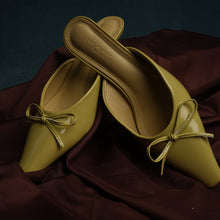 Muat gambar ke penampil Galeri, Asha Mules