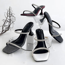 Load image into Gallery viewer, Rue Heels
