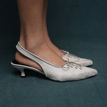 Load image into Gallery viewer, Winona Lady - Raya Edt
