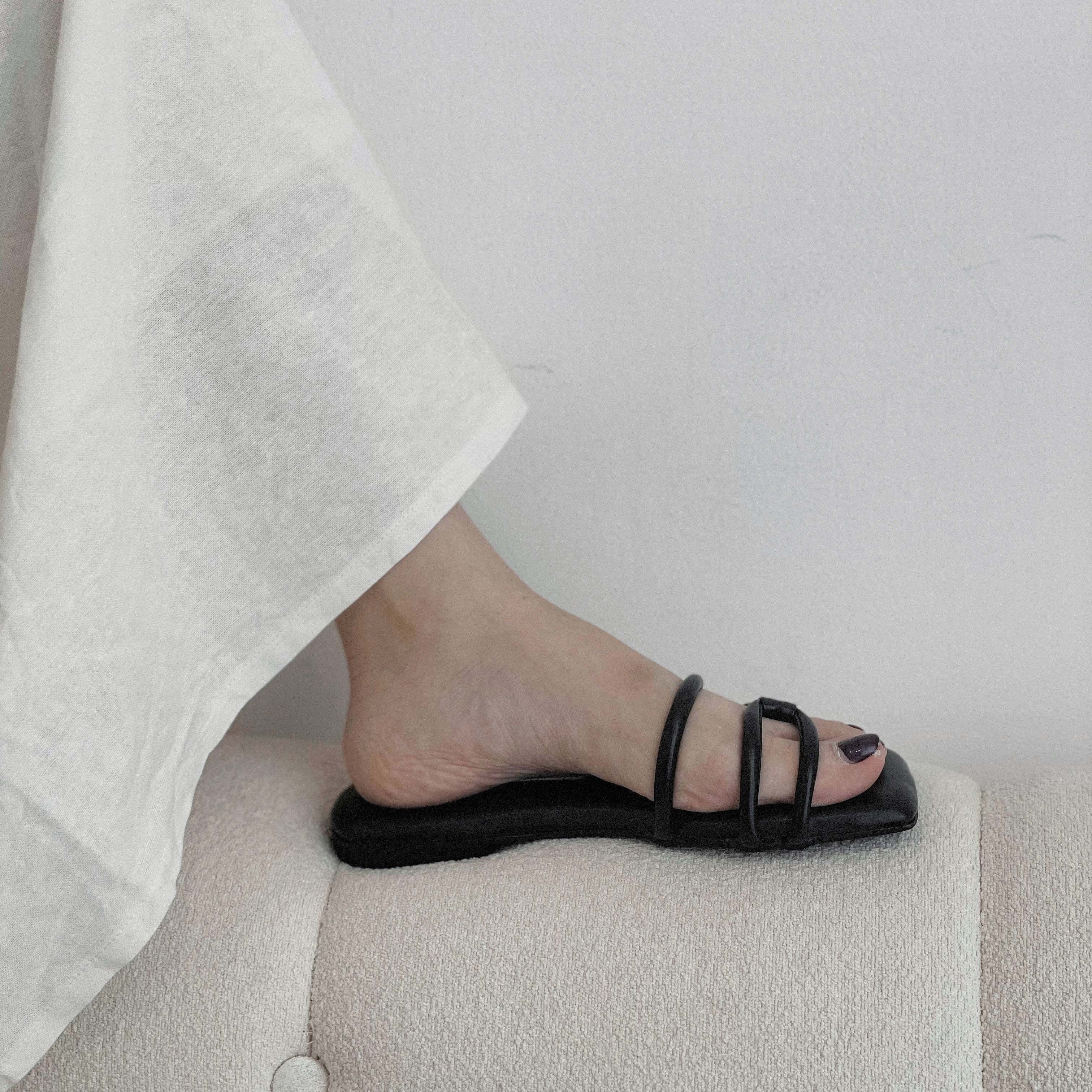 Sandal Tahu