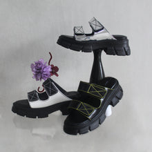 Load image into Gallery viewer, Arca Platform Sandals
