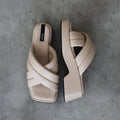 Bowie Platform in Nude