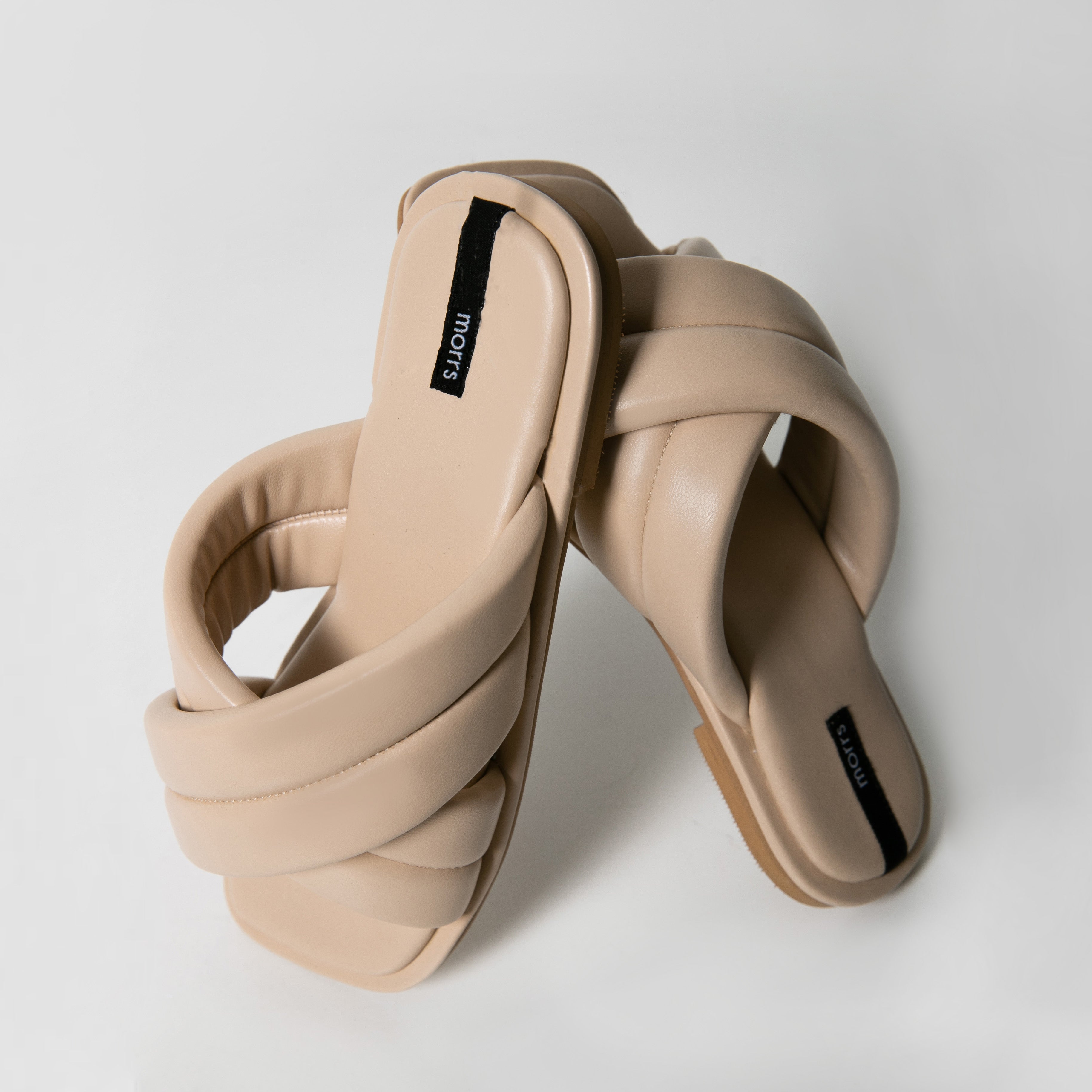 Pylo Sandals in Nude